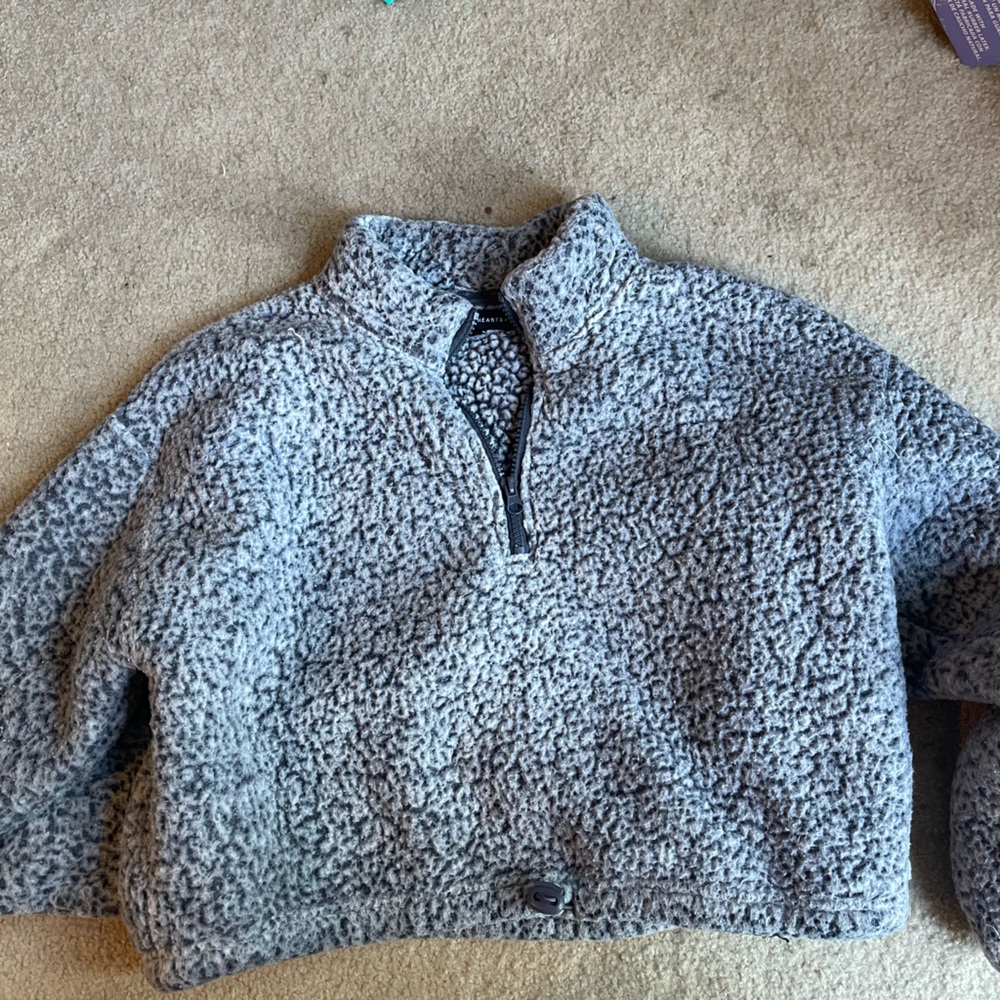 LA Hearts Size Small gray fuzzy half zip crop jacket